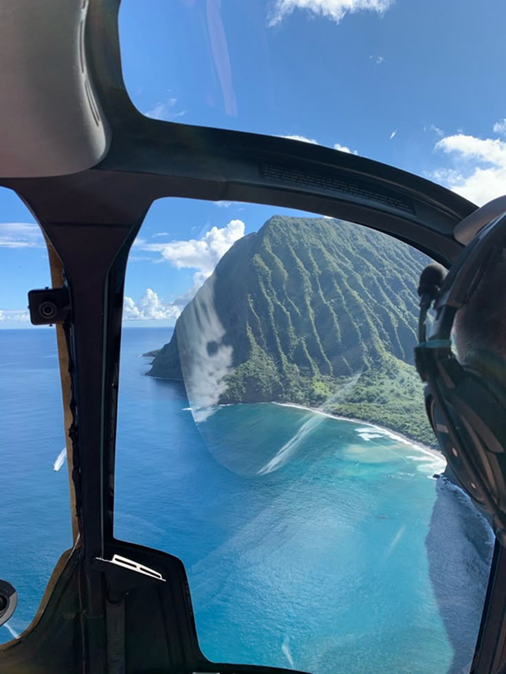Tour en hélicoptère au départ de l’aéroport SSR vers les sites emblématiques de l’île Maurice