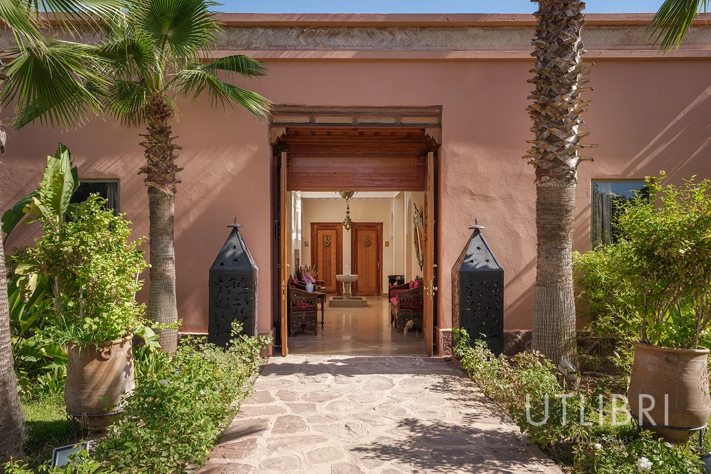 Extraordinary villa, Ouarzazate Road