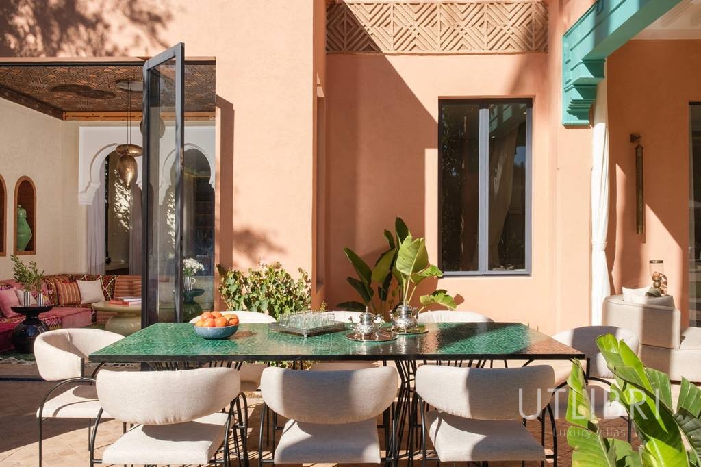 Extraordinary villa, Amelkis Golf