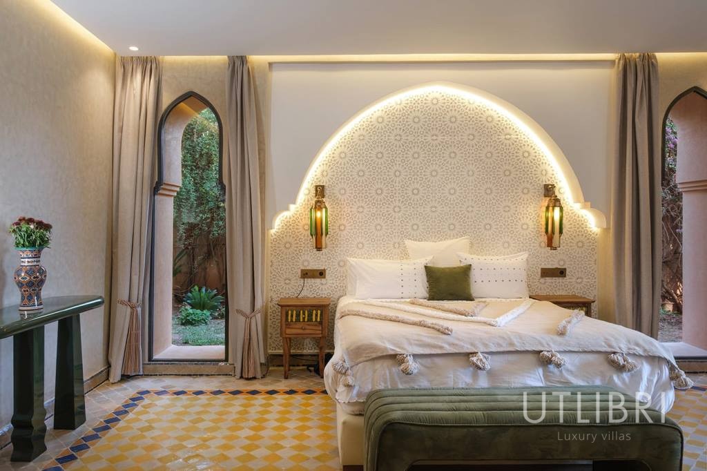 Extraordinary villa, Amelkis Golf