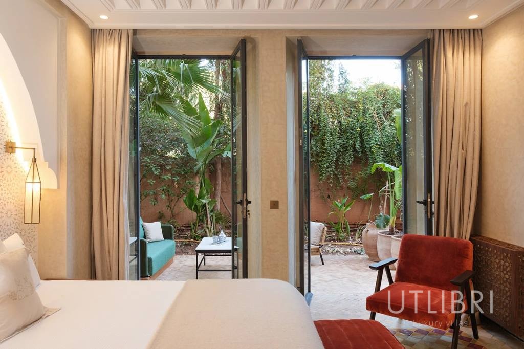 Extraordinary villa, Amelkis Golf