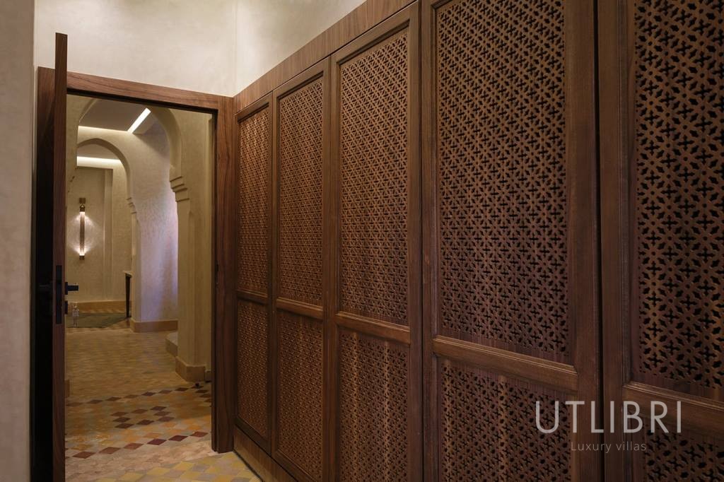 Extraordinary villa, Amelkis Golf