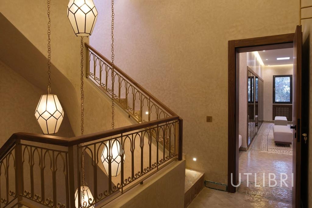 Extraordinary villa, Amelkis Golf