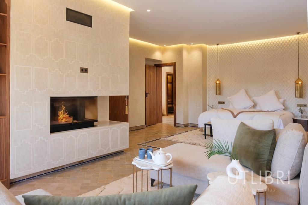 Extraordinary villa, Amelkis Golf