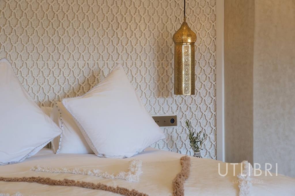 Extraordinary villa, Amelkis Golf