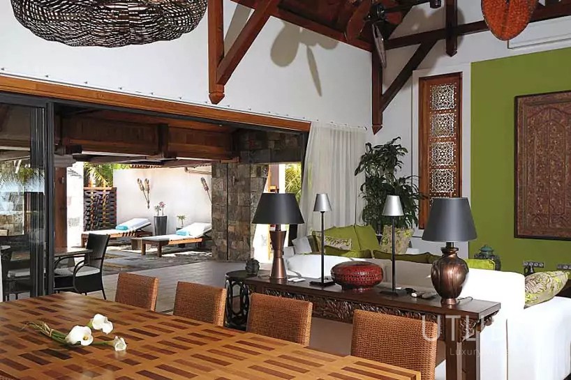Extraordinary villa, Poste Lafayettes