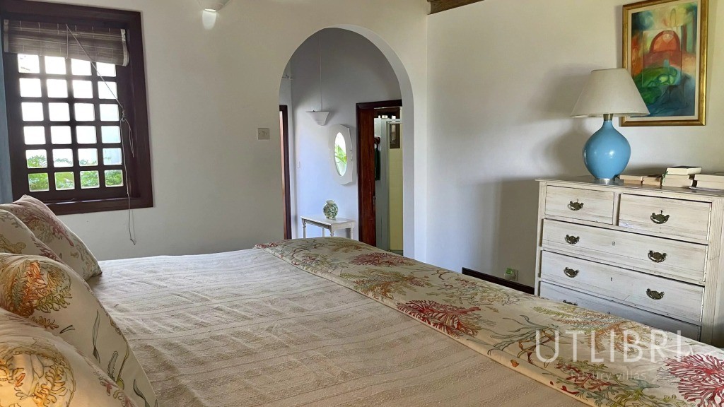 Villa d'exception, Roches noires
