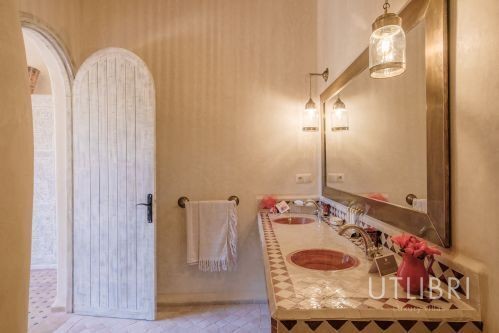 Extraordinary villa, Ida Ougourd