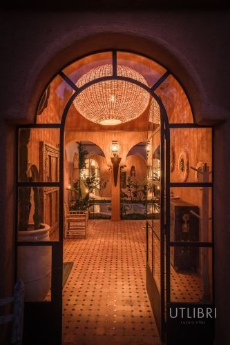 Extraordinary villa, Ida Ougourd