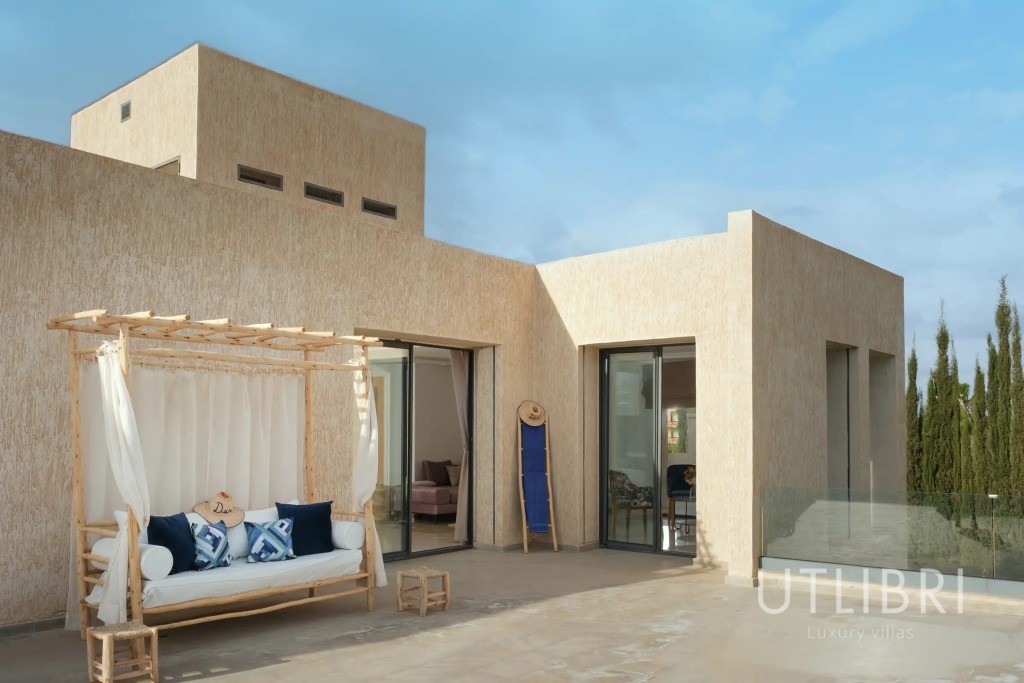 Extraordinary villa, Ouarzazate Road