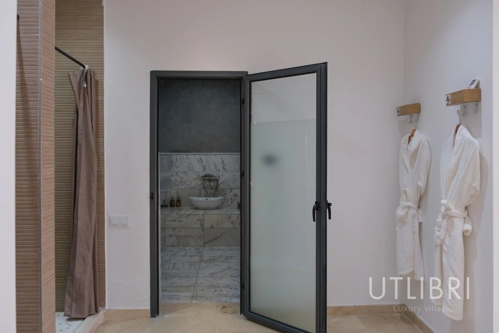 Extraordinary villa, Ouarzazate Road