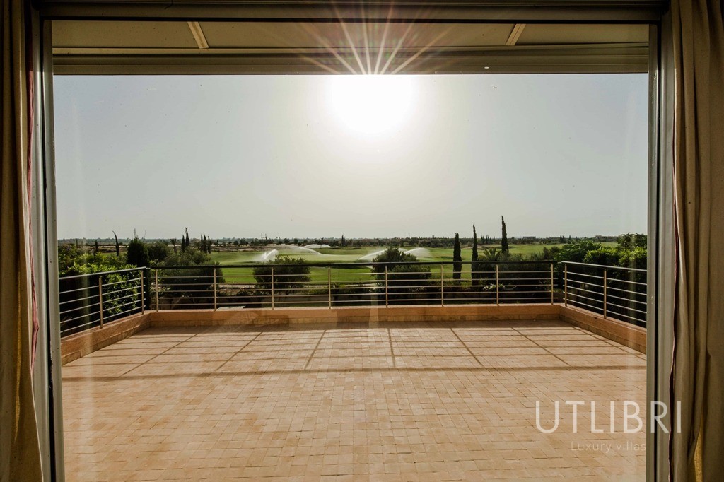 Extraordinary villa, Al Maaden Golf
