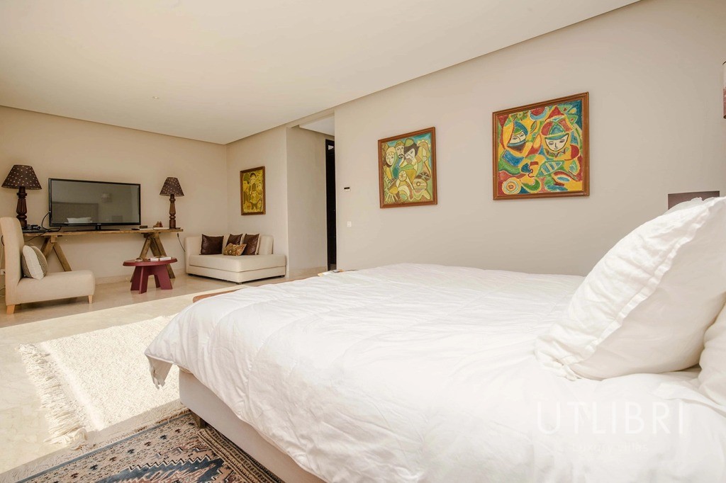 Extraordinary villa, Al Maaden Golf