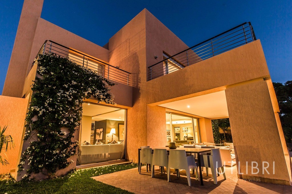 Extraordinary villa, Al Maaden Golf