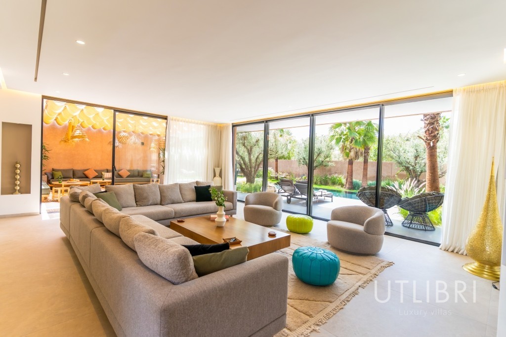 Extraordinary villa, Near Amelkis Golf 