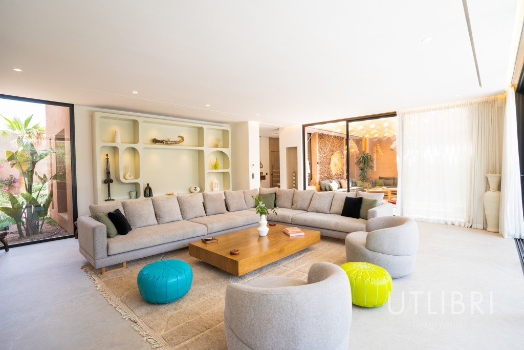 Extraordinary villa, Near Amelkis Golf 