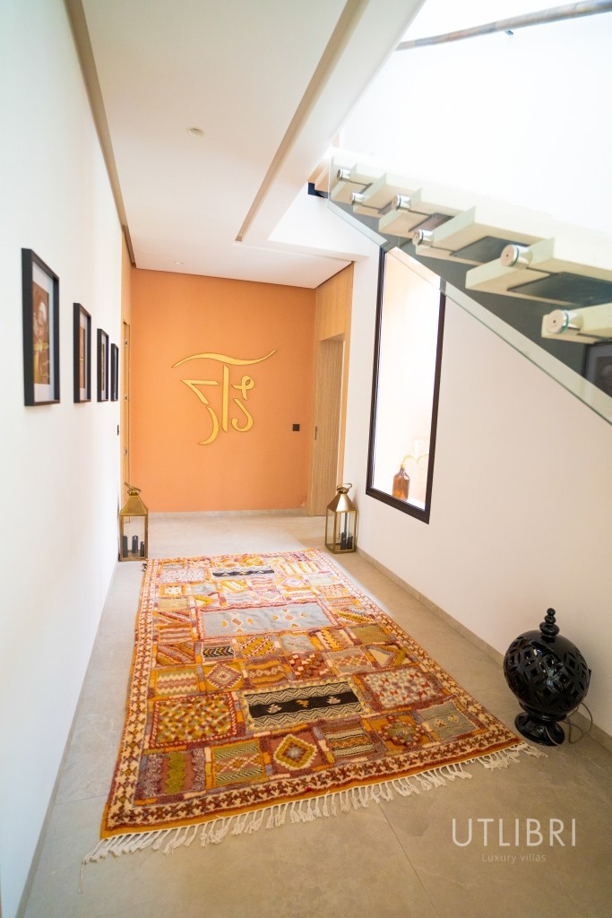 Extraordinary villa, Near Amelkis Golf 