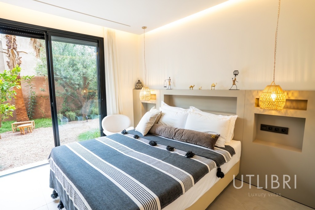Extraordinary villa, Near Amelkis Golf 