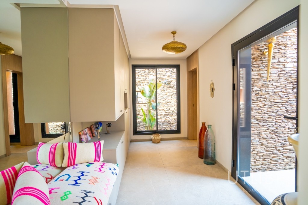 Extraordinary villa, Near Amelkis Golf 