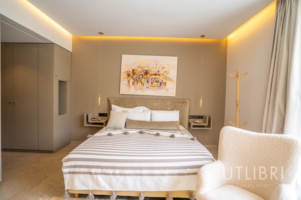 Extraordinary villa, Near Amelkis Golf 