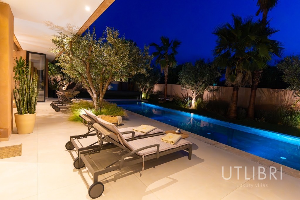 Extraordinary villa, Near Amelkis Golf 