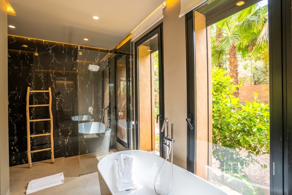 Extraordinary villa, Near Amelkis Golf 