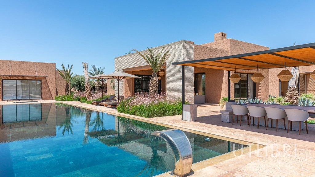 Extraordinary villa, Royal Palm and around