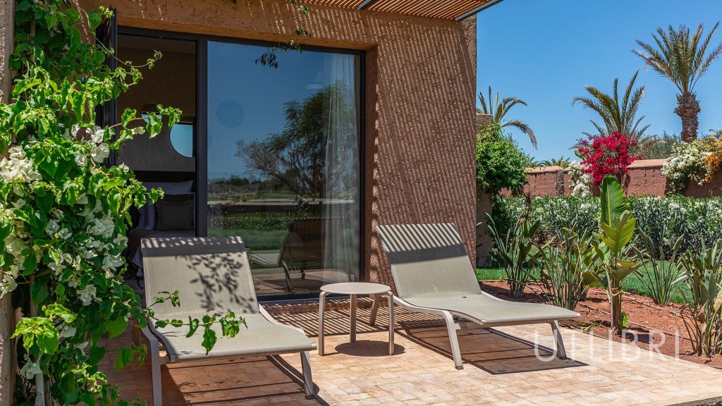 Extraordinary villa, Royal Palm and around