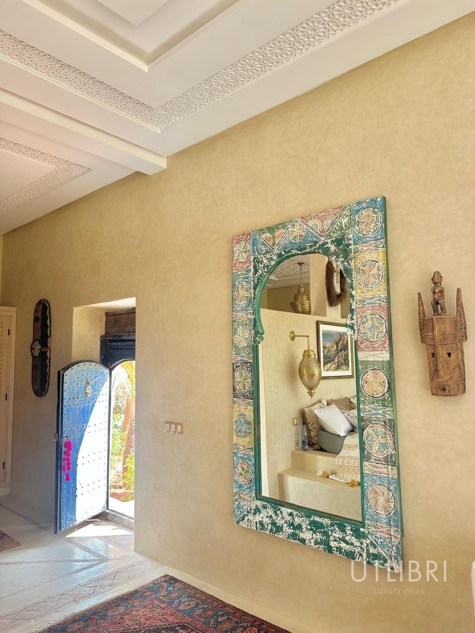 Extraordinary villa, Road to Fes