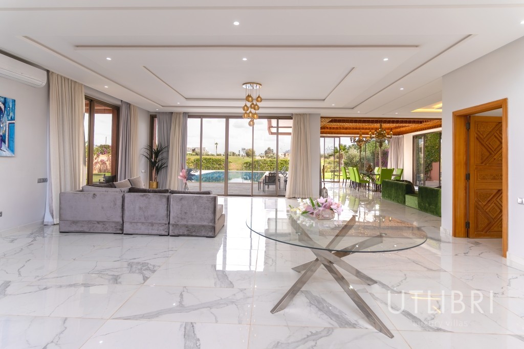 Extraordinary villa, Amelkis Golf