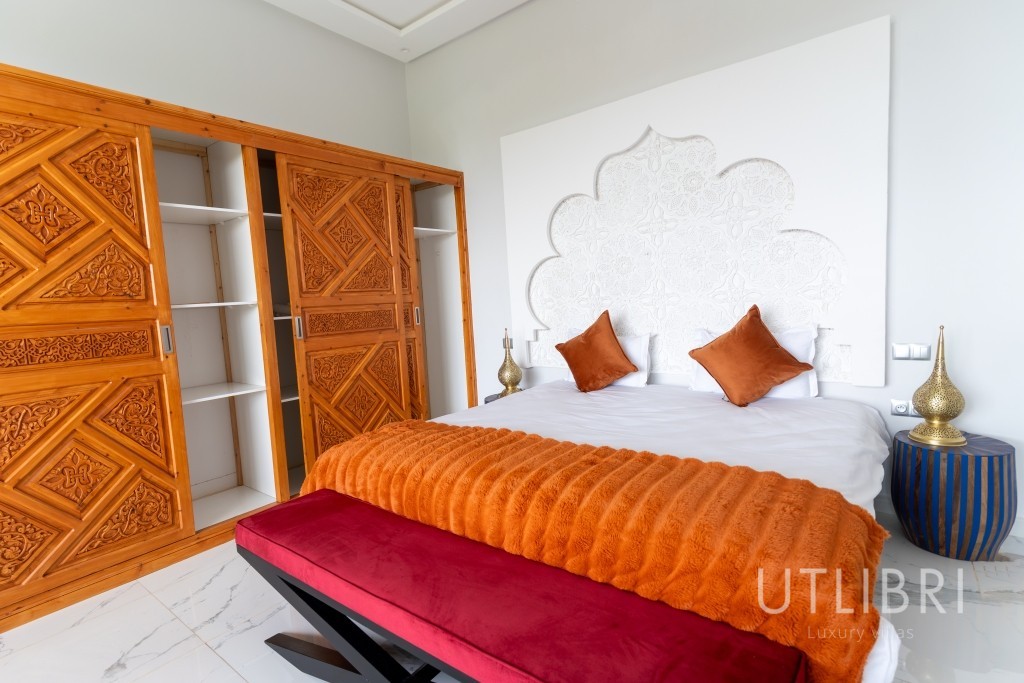 Extraordinary villa, Amelkis Golf