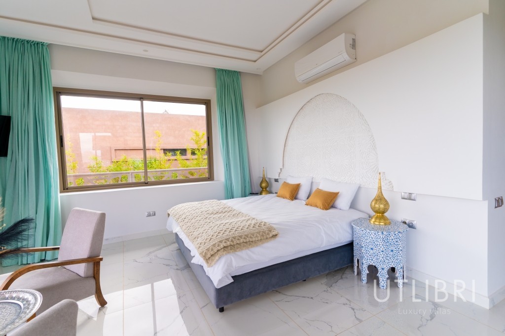 Extraordinary villa, Amelkis Golf