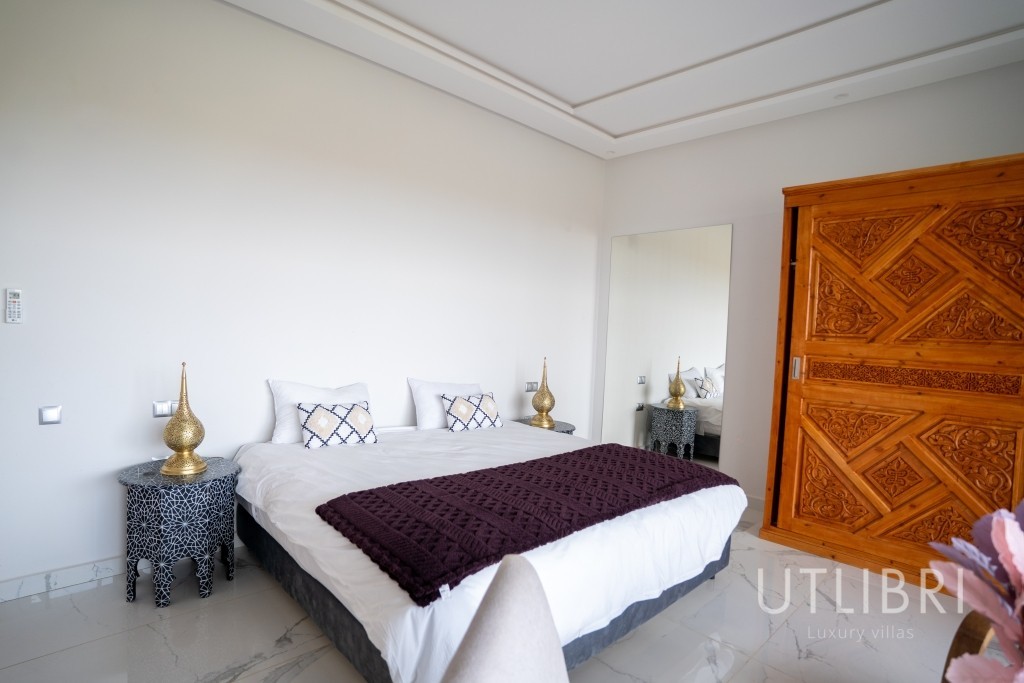 Extraordinary villa, Amelkis Golf
