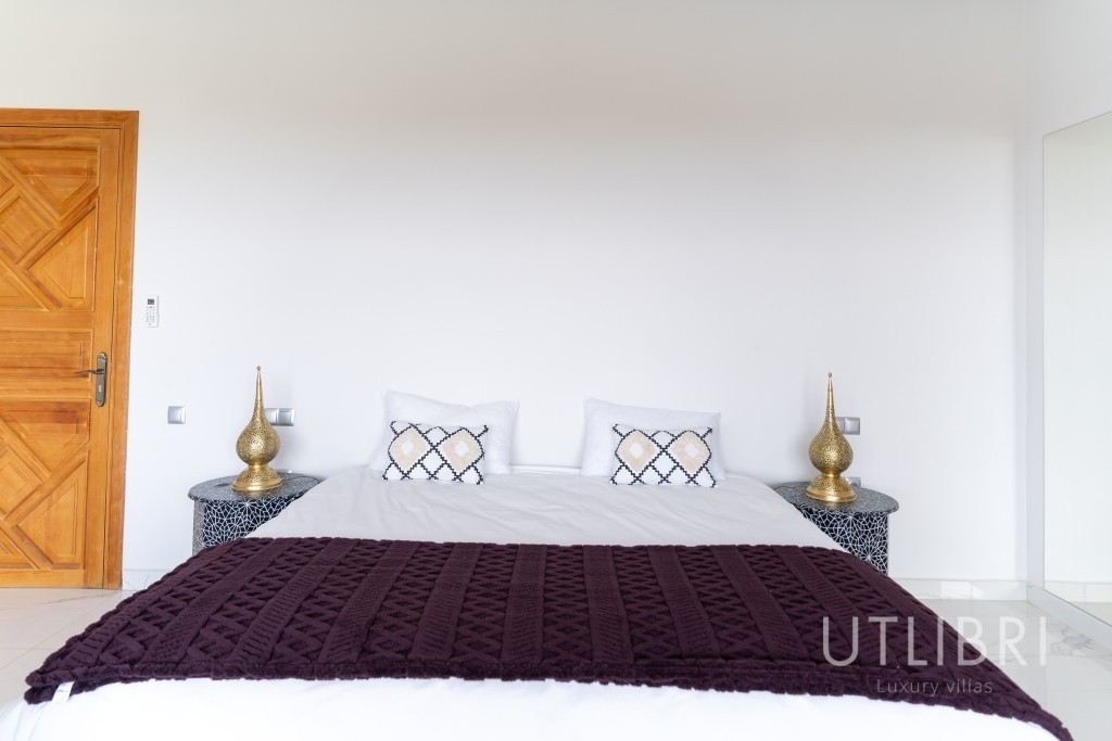 Extraordinary villa, Amelkis Golf