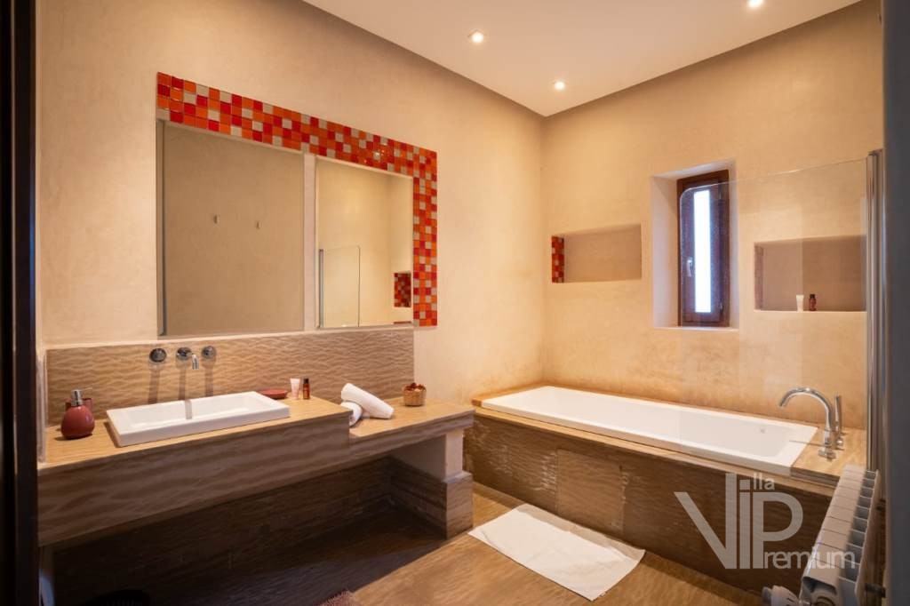 Extraordinary villa, Ouarzazate Road