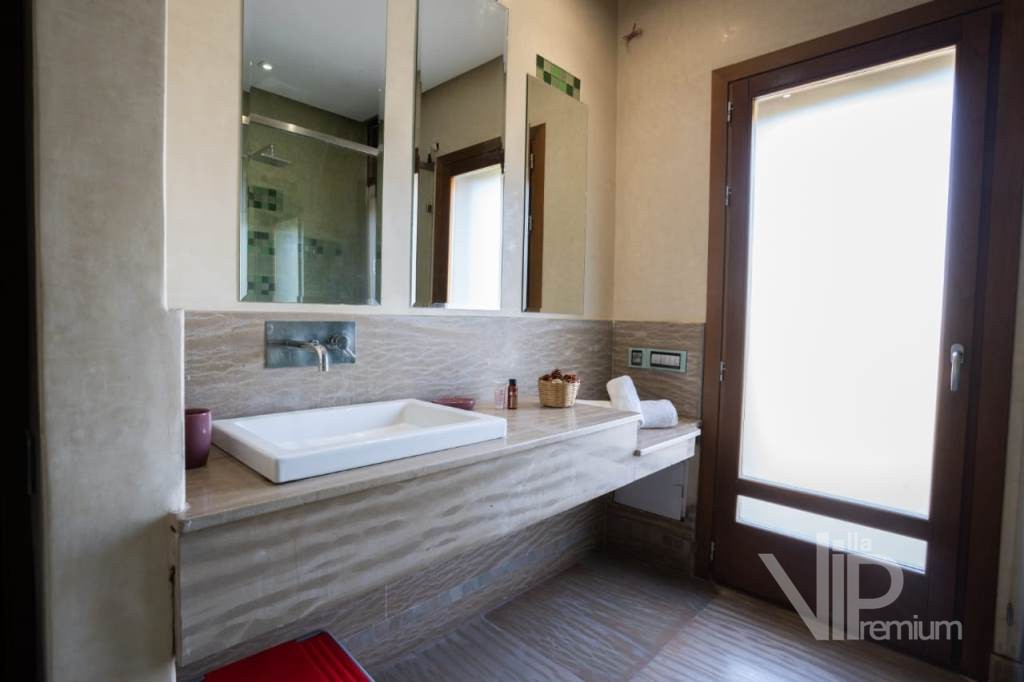 Extraordinary villa, Ouarzazate Road
