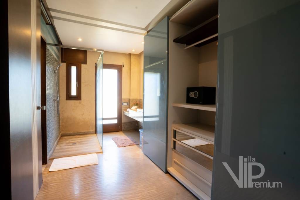 Extraordinary villa, Ouarzazate Road