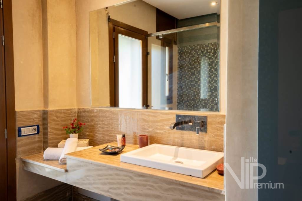 Extraordinary villa, Ouarzazate Road