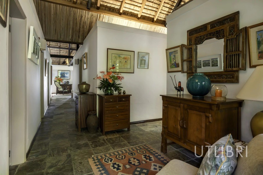 Villa d'exception, Roches noires