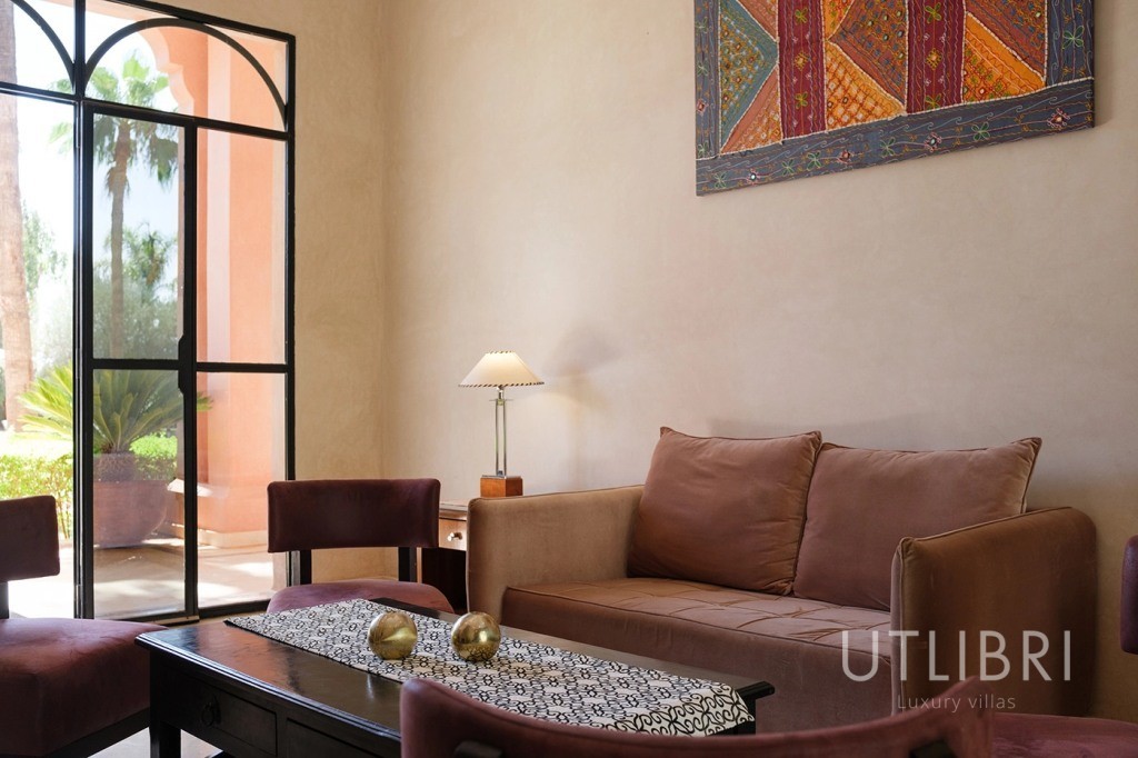 Extraordinary villa, Road to Fes