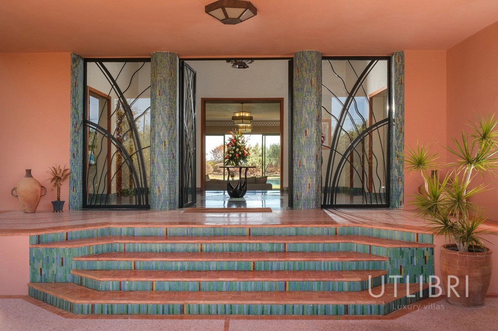 Extraordinary villa, Amelkis Golf