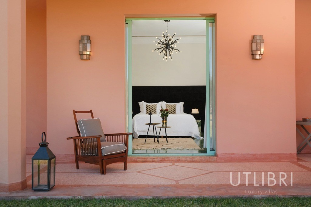 Extraordinary villa, Amelkis Golf