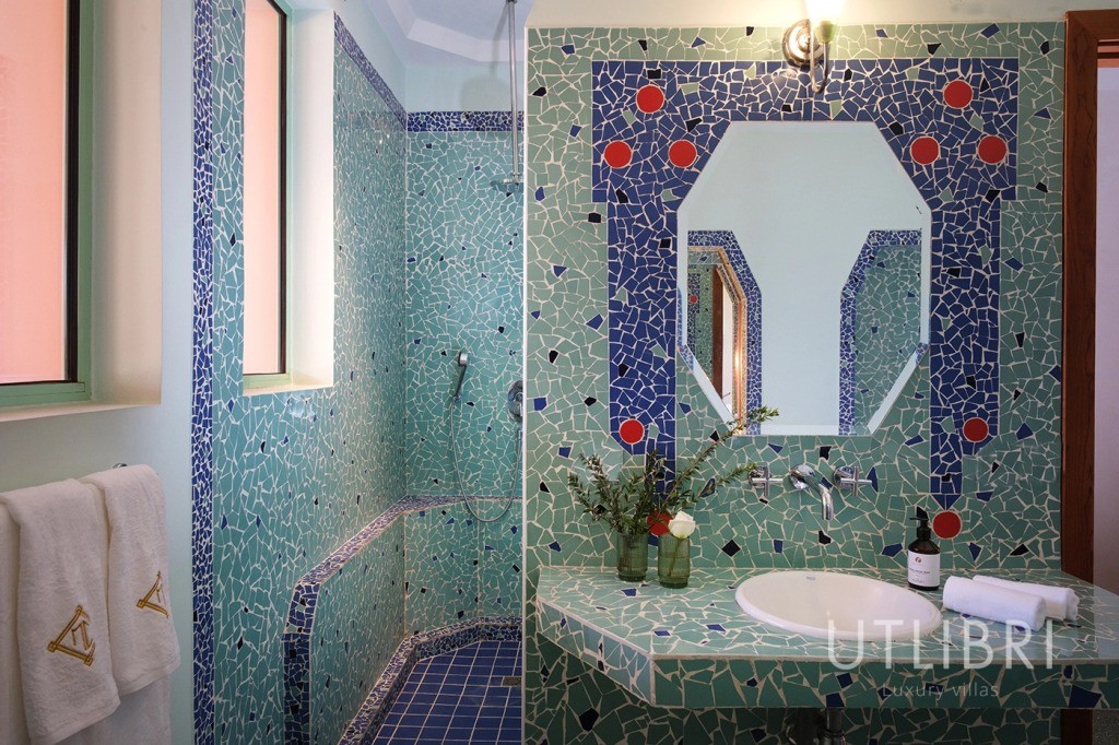 Extraordinary villa, Amelkis Golf