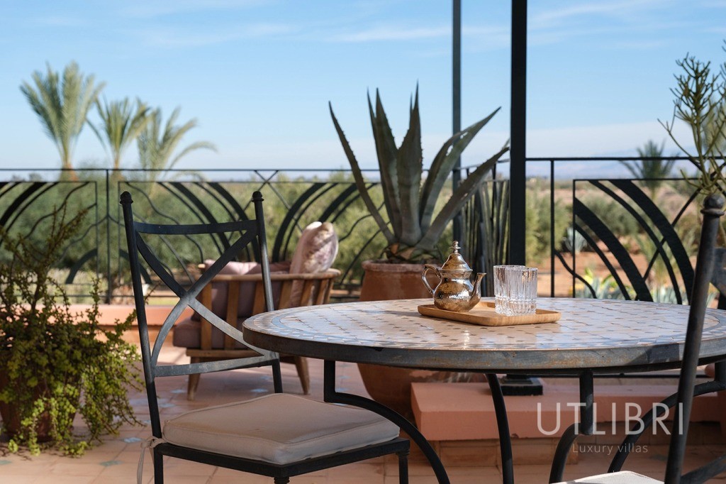 Extraordinary villa, Amelkis Golf