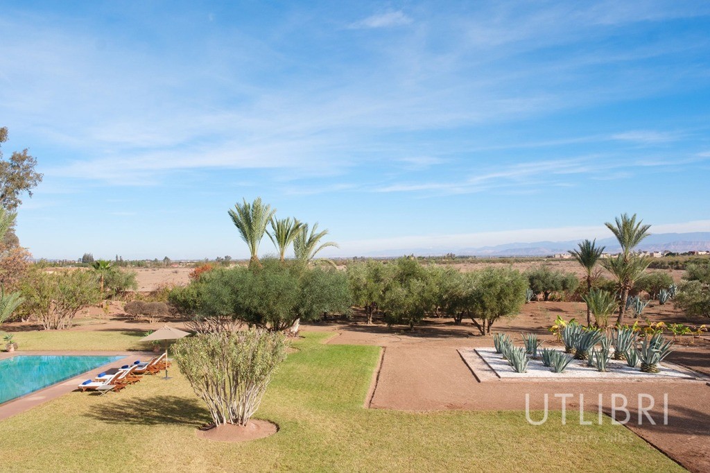 Extraordinary villa, Amelkis Golf
