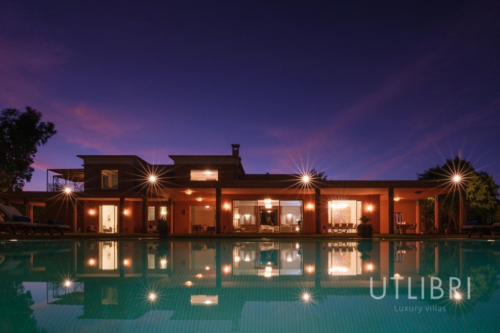 Extraordinary villa, Amelkis Golf