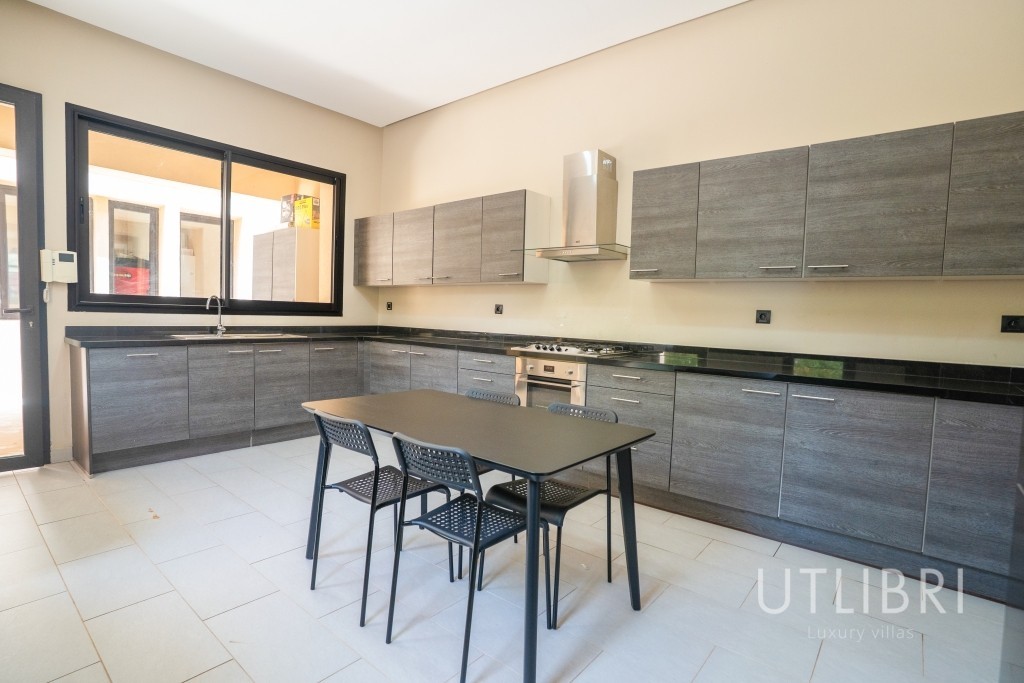 Extraordinary villa, Al Maaden Golf