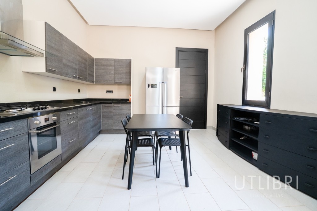 Extraordinary villa, Al Maaden Golf