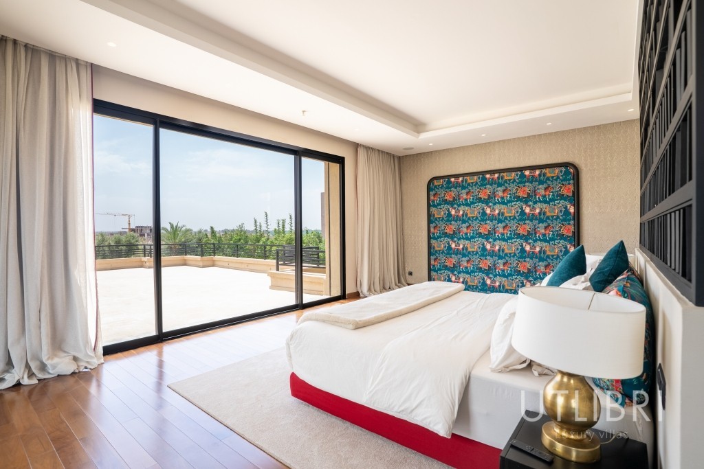 Extraordinary villa, Al Maaden Golf