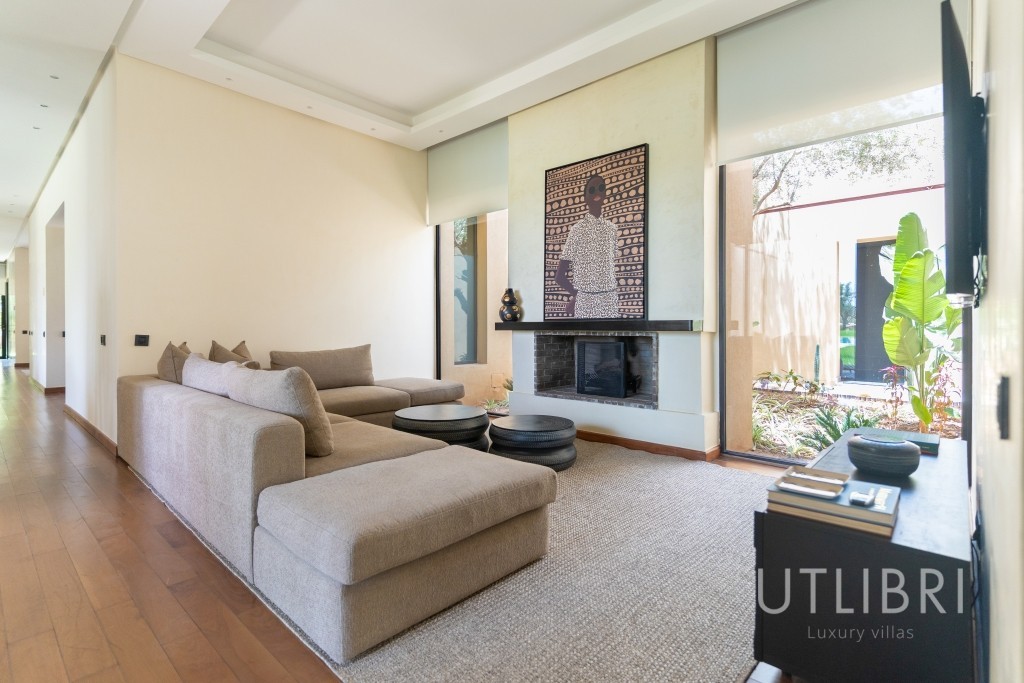Extraordinary villa, Al Maaden Golf